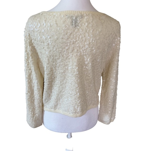 H&M Sequin Cardigan, Off White, Size M. Hook at top. Perfect for the holiday’s - Picture 10 of 10